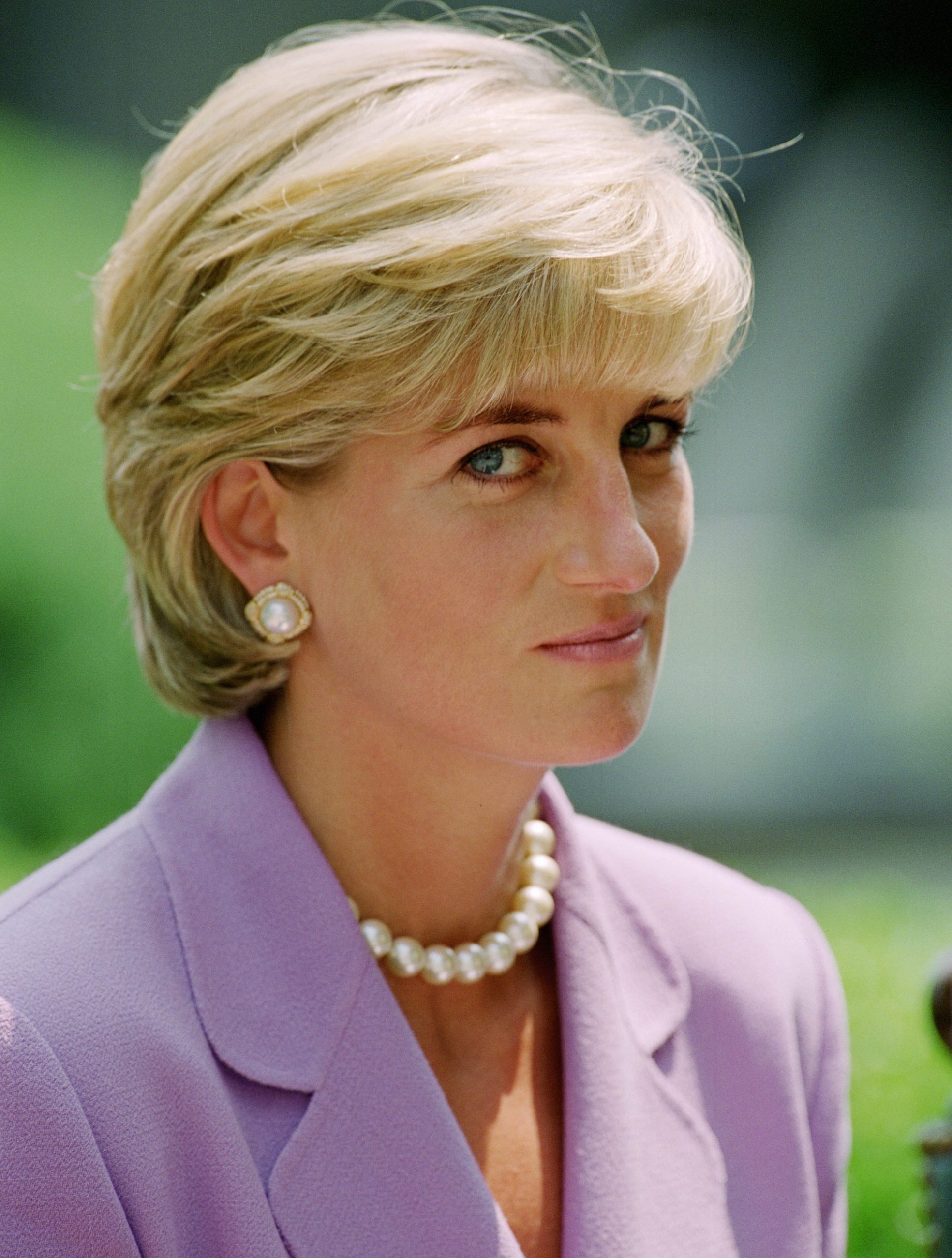 3 beauty lessons from Lady Di