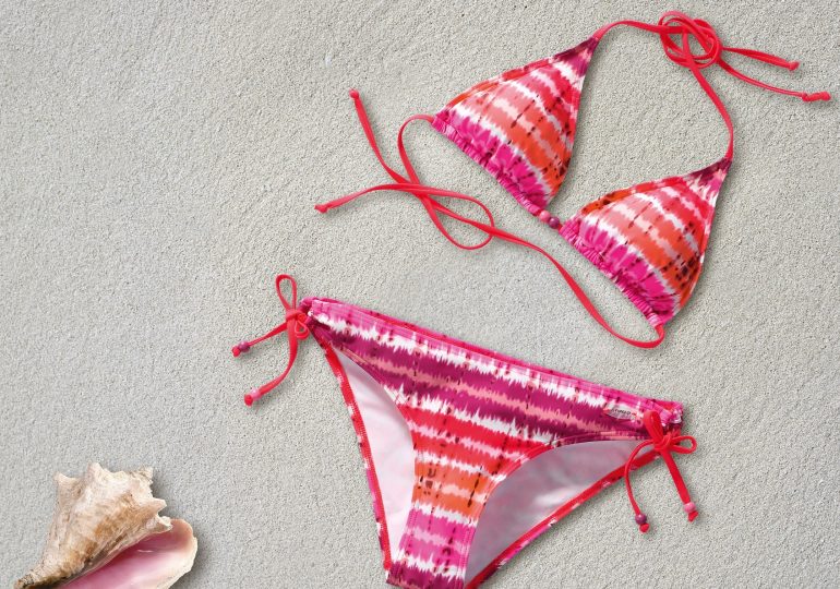 Celebrities in swimsuits - which models are celebrities going for now?