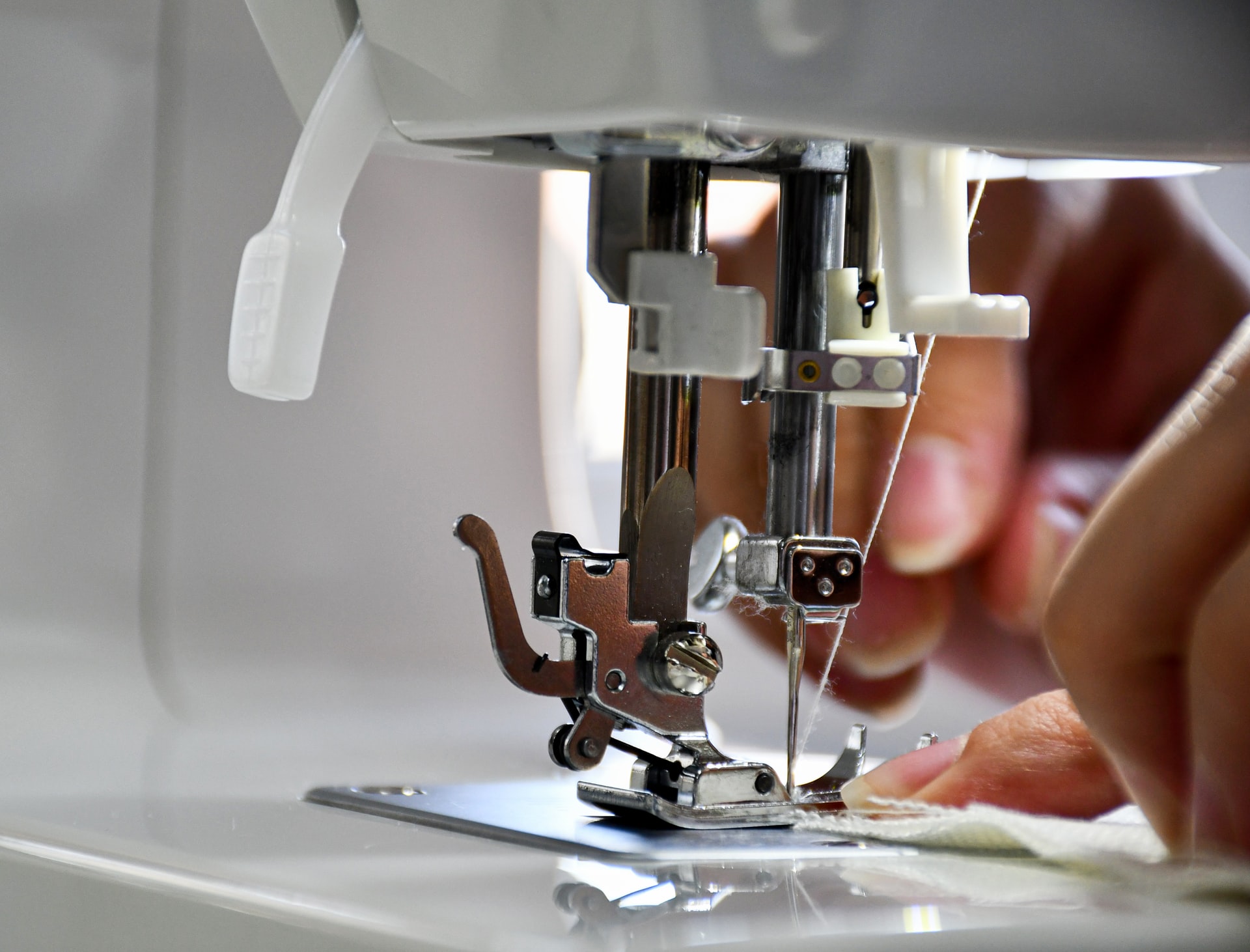 Sewing machine and overlock – are they useful at home?