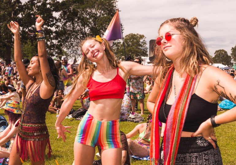 Unleashing the Extravagance: Women’s Rave Costumes & Outfit Sets for Summer Festivals in 2023